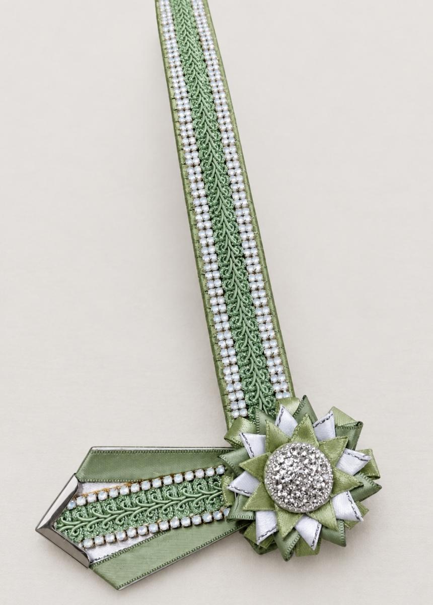 Diamanté Showing Browband